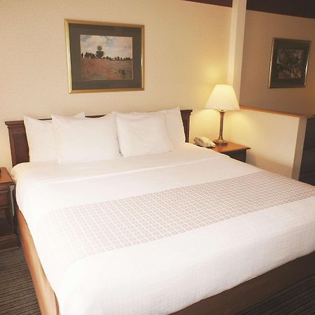 Holiday Inn Express South Burlington - Downtown By Ihg מראה חיצוני תמונה