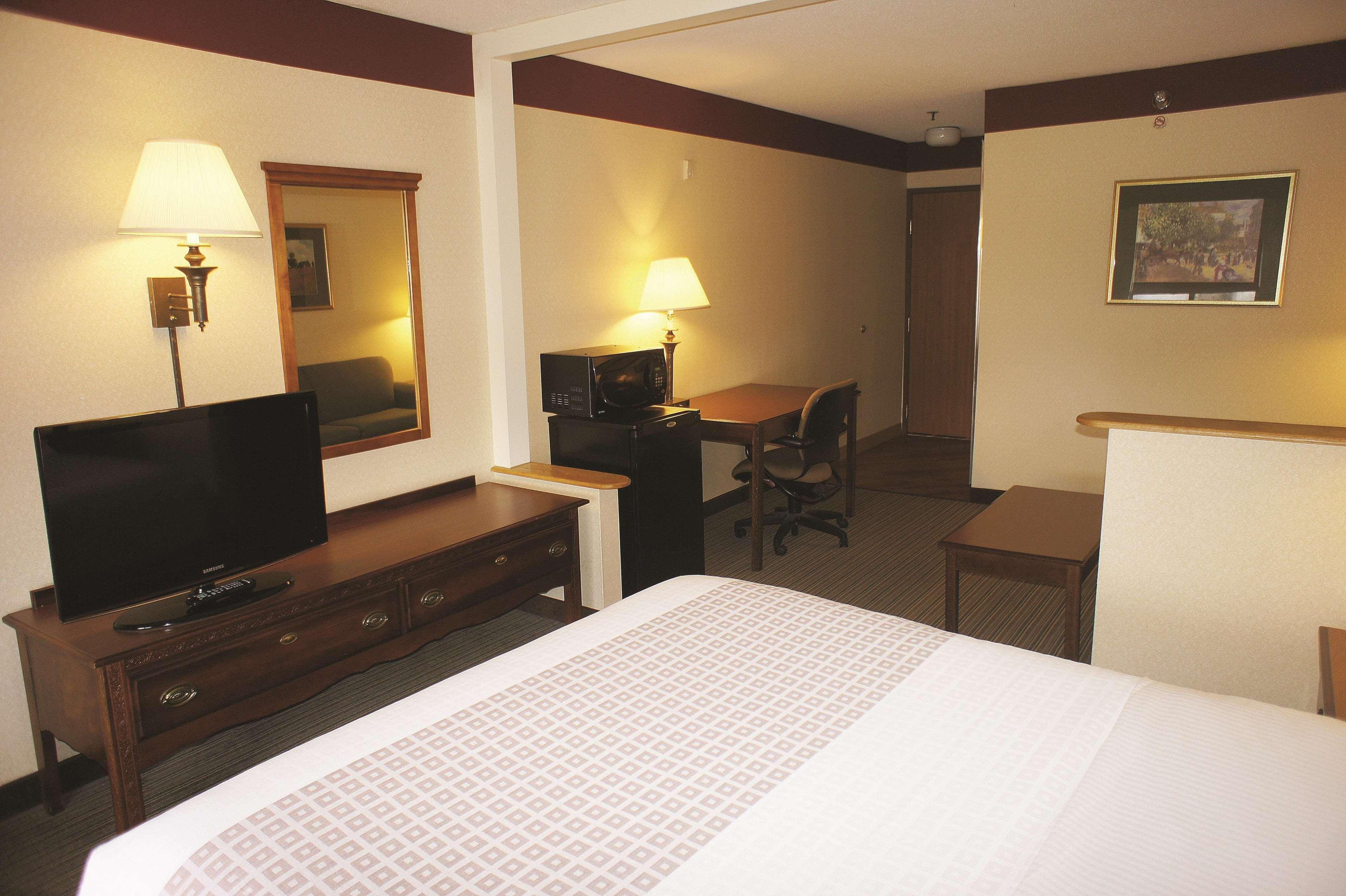 Holiday Inn Express South Burlington - Downtown By Ihg מראה חיצוני תמונה