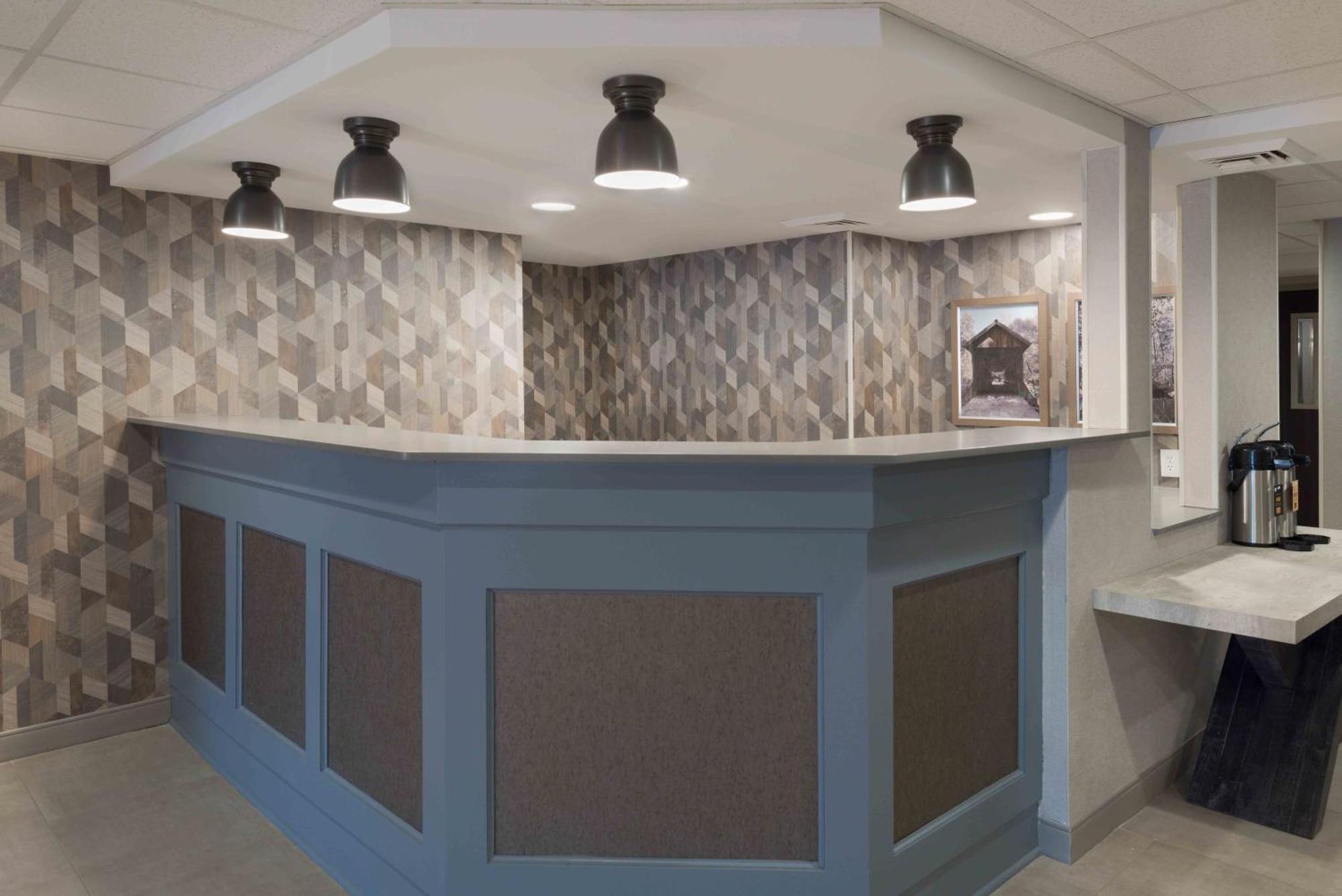 Holiday Inn Express South Burlington - Downtown By Ihg מראה חיצוני תמונה