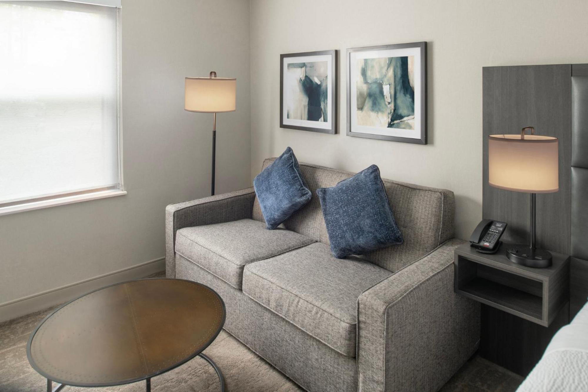 Holiday Inn Express South Burlington - Downtown By Ihg מראה חיצוני תמונה