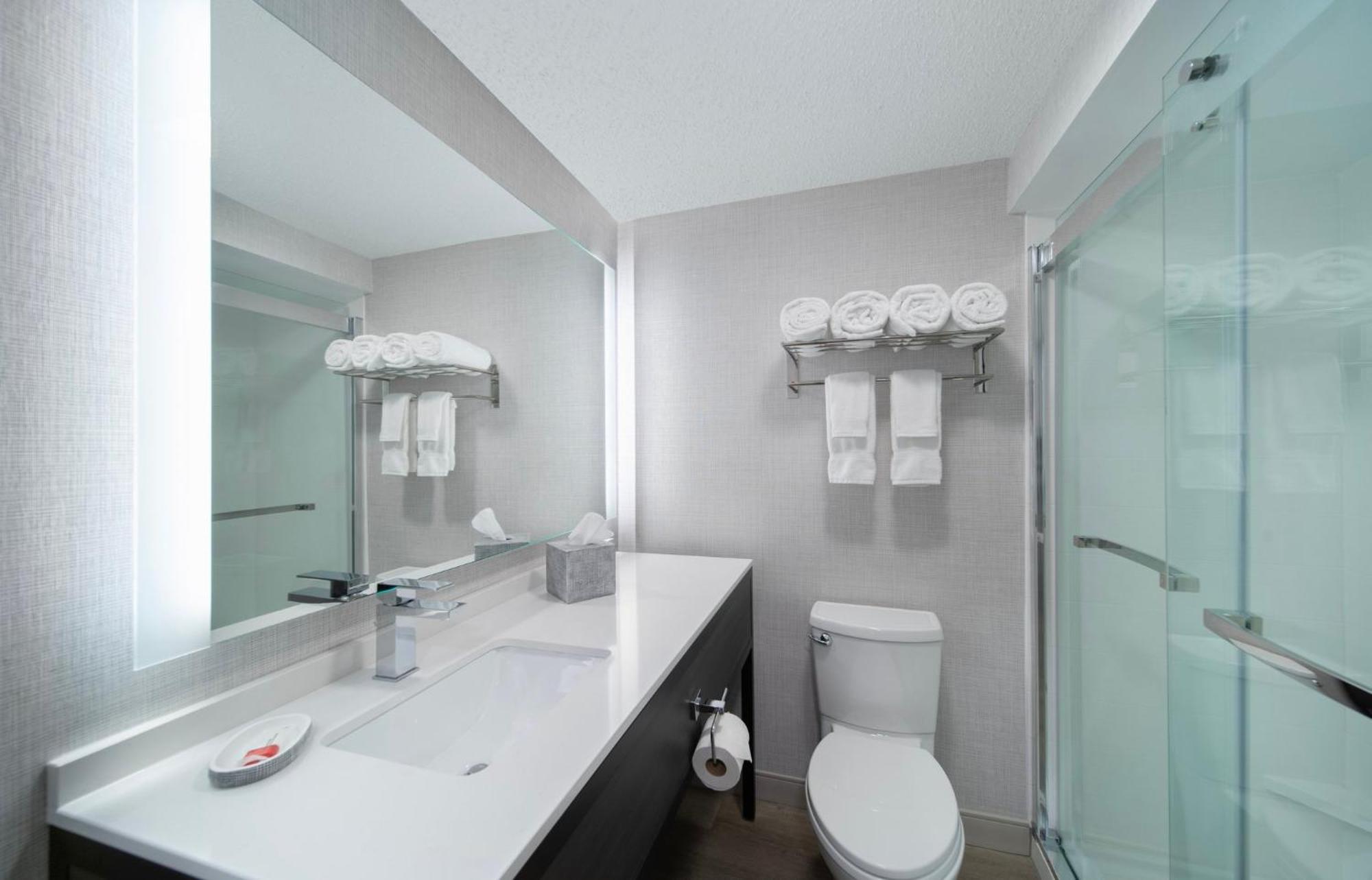 Holiday Inn Express South Burlington - Downtown By Ihg מראה חיצוני תמונה