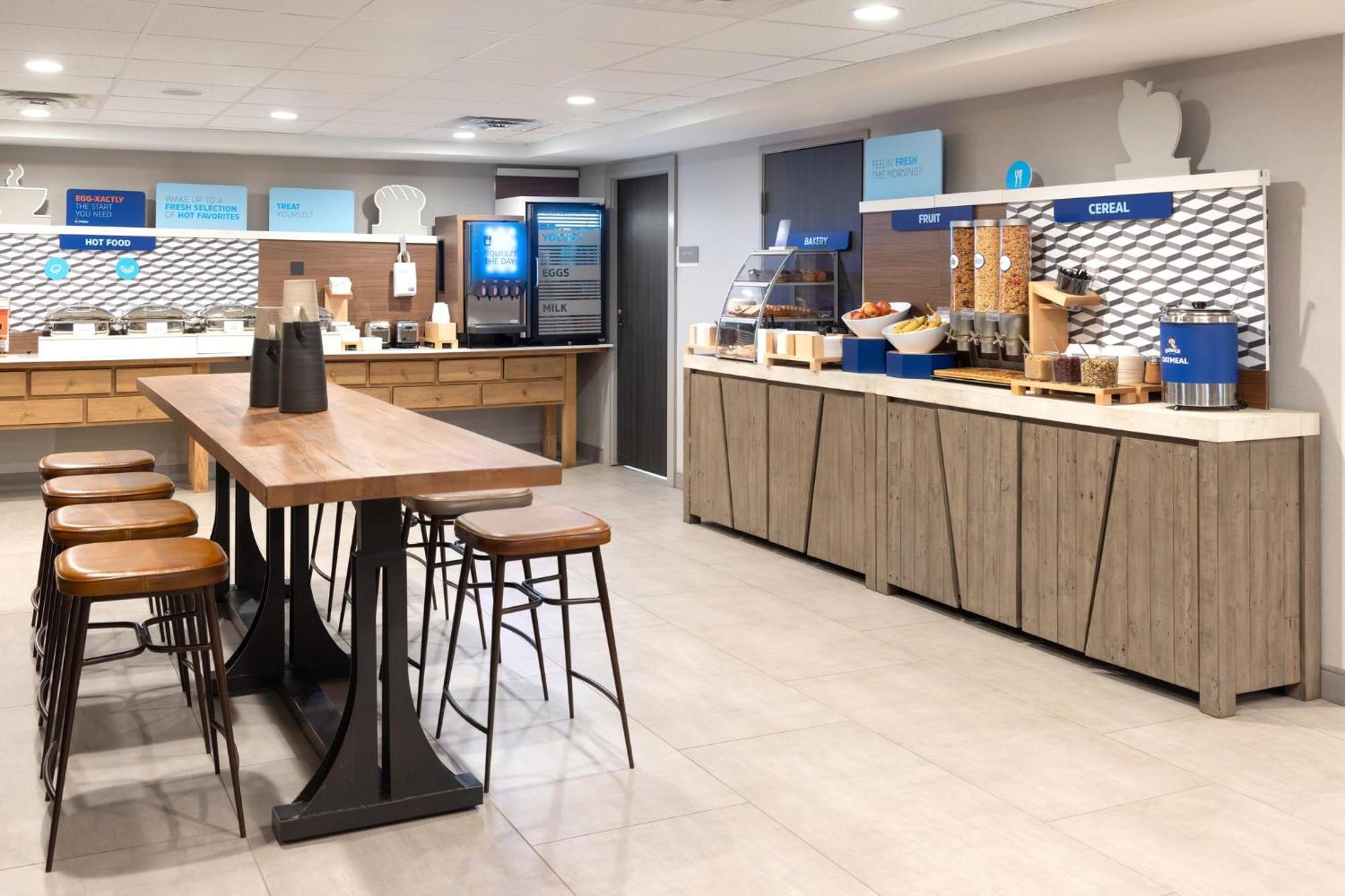 Holiday Inn Express South Burlington - Downtown By Ihg מראה חיצוני תמונה